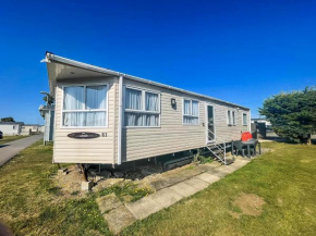 Superb Caravan At Steeple Bay Holiday Park In Essex, Sleeps 6 Ref 36081D